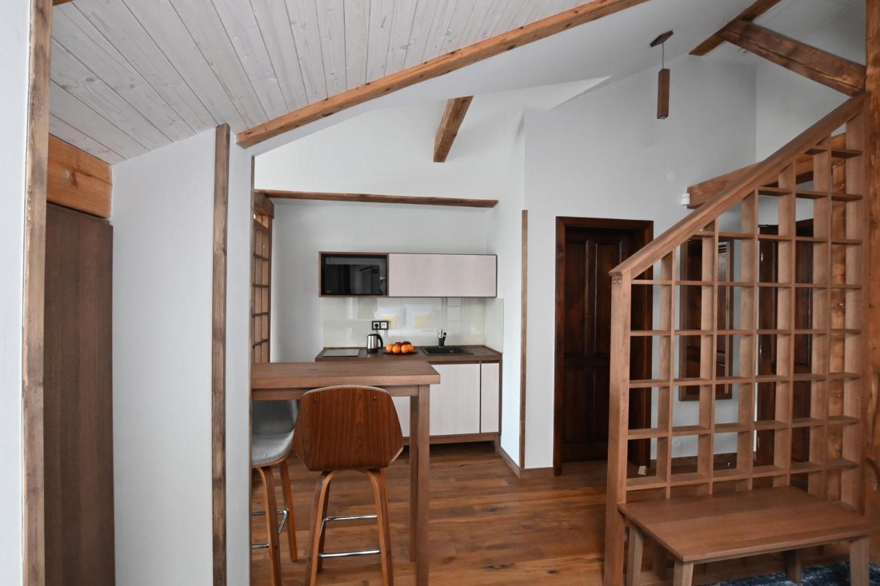Apartmany Spessart โคมูตอฟ ภายนอก รูปภาพ
