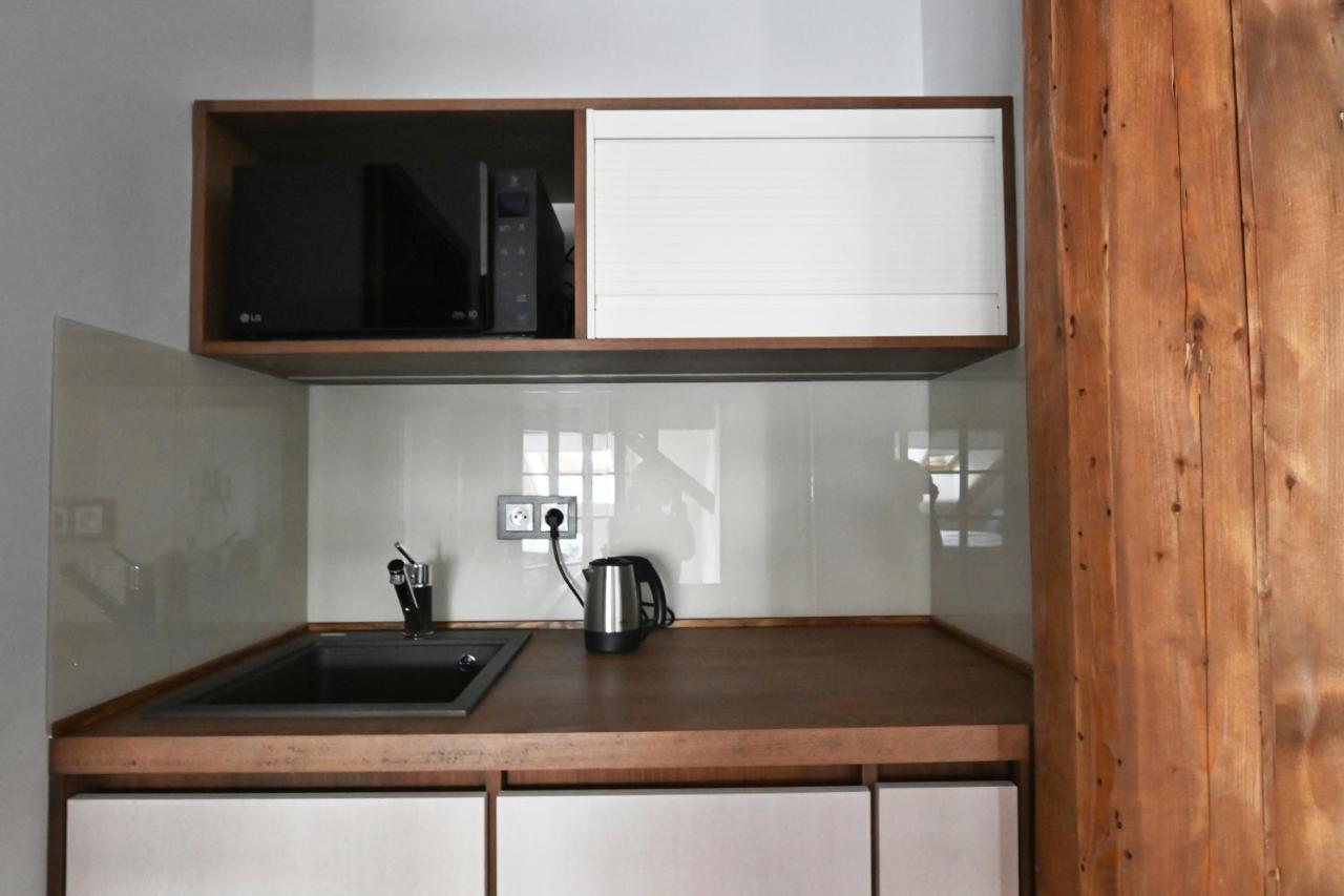 Apartmany Spessart โคมูตอฟ ภายนอก รูปภาพ