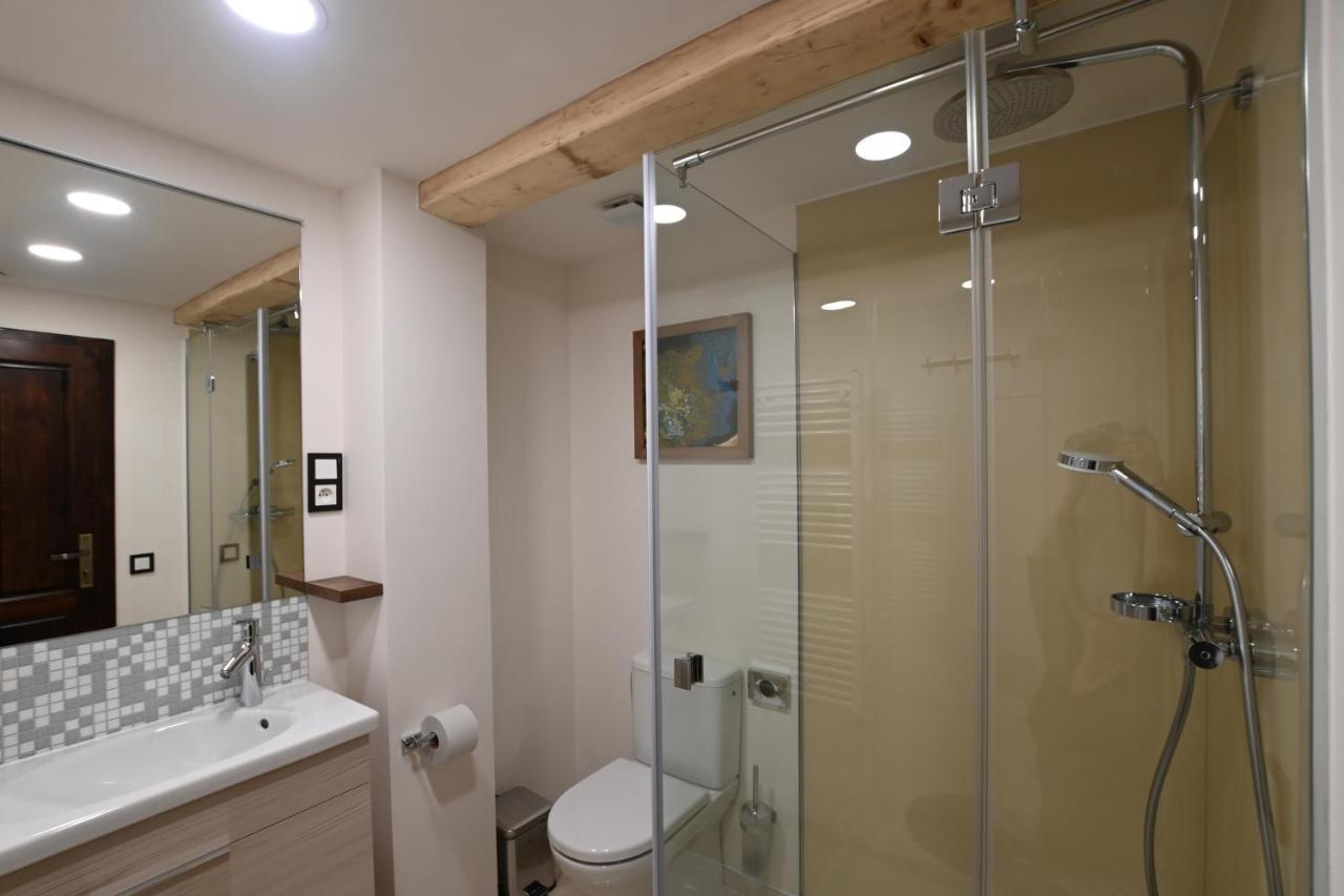 Apartmany Spessart โคมูตอฟ ภายนอก รูปภาพ